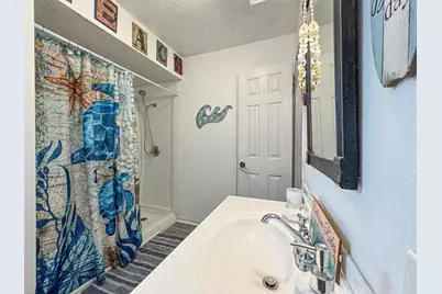 4026 Kent Drive, Galveston, TX 77554 - Photo 15
