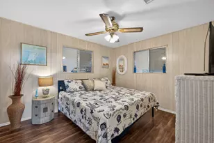 4026 Kent Dr, Galveston, TX 77554 - Photo 13