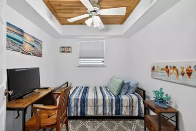 4026 Kent Drive, Galveston, TX 77554 - Photo 19