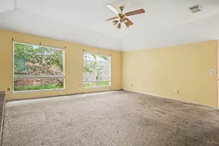 131 Meadow Bend St, League City, TX 77573 - Photo 7