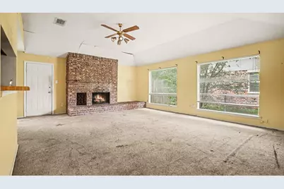 131 Meadow Bend Street, League City, TX 77573 - Photo 5