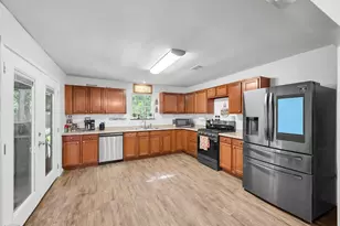 6125 Broadoak St, Beaumont, TX 77713 - Photo 7