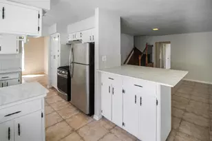 10322 Nold Dr, Houston, TX 77016 - Photo 5