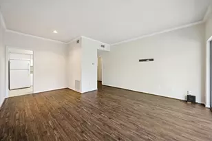 2400 N Braeswood Blvd, Houston, TX 77030 - Photo 7