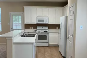 231 N Burberry Park Cir, The Woodlands, TX 77382 - Photo 3