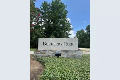 231 N Burberry Park Circle, The Woodlands, TX 77382 - Photo 13