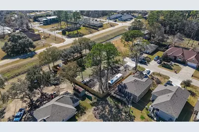 3395 Avenue G, Dickinson, TX 77539 - Photo 13
