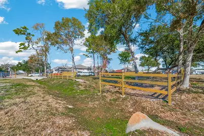 3395 Avenue G, Dickinson, TX 77539 - Photo 1