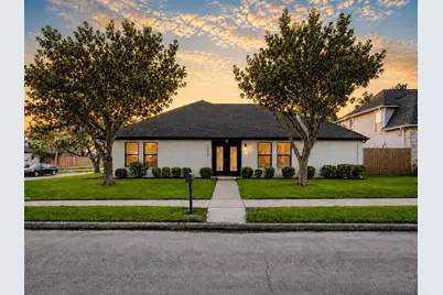 2275 Woodland Springs Street, Houston, TX 77077 - Photo 5