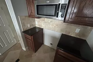 7039 Kingston Cove Ln, Willis, TX 77318 - Photo 9