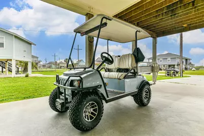 956 Townsend, Crystal Beach, TX 77650 - Photo 33