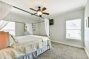 956 Townsend, Crystal Beach, TX 77650 - Photo 15