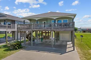 956 Townsend, Crystal Beach, TX 77650 - Photo 39