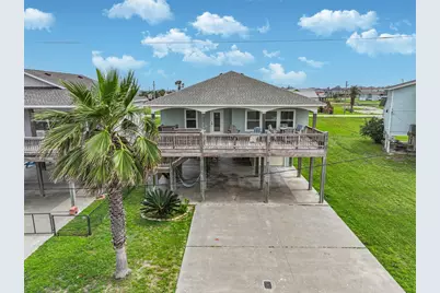 956 Townsend, Crystal Beach, TX 77650 - Photo 37