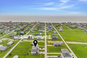 956 Townsend, Crystal Beach, TX 77650 - Photo 1