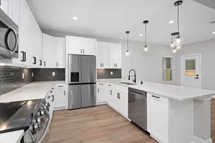 25697 John Wayne Dr, Splendora, TX 77372 - Photo 3