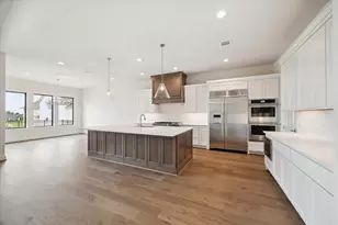 14015 Hawk Vis Ct, Willis, TX 77318 - Photo 5