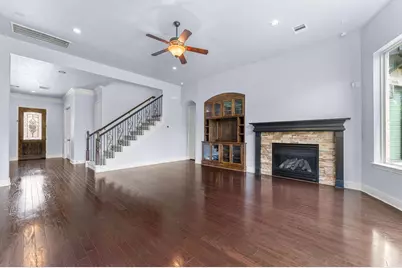 18703 S Bee Cave Springs Cir, Cypress, TX 77433 - Photo 9