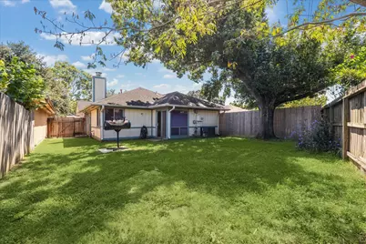 11131 Thunderhaven Drive, Houston, TX 77064 - Photo 15