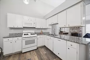 11131 Thunderhaven Dr, Houston, TX 77064 - Photo 7