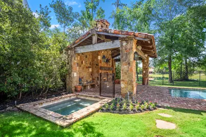 15 N Badger Lodge Circle, Spring, TX 77389 - Photo 9