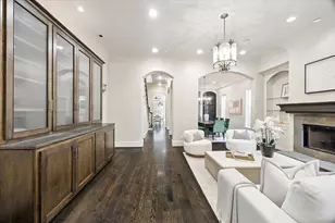 2145 Fairview Ave, Houston, TX 77019 - Photo 9