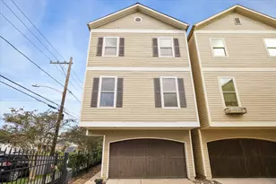 916 Lawrence St, Houston, TX 77008 - Photo 1
