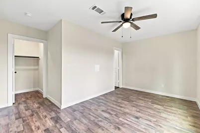 801 E Defee Avenue, Baytown, TX 77520 - Photo 27