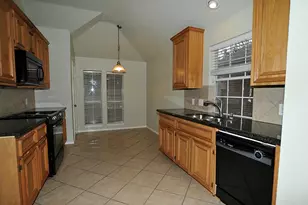872 Rock Harbor Ln, League City, TX 77573 - Photo 9