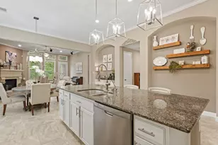 514 Pearl View Ln, Pinehurst, TX 77362 - Photo 7