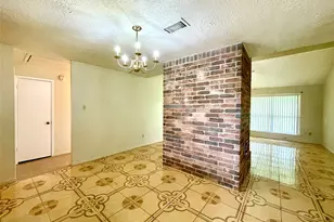 6310 Star Lake Dr, Houston, TX 77396 - Photo 9