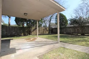 4611 Silver Fox Dr, Houston, TX 77066 - Photo 43