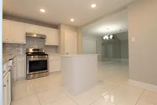 4611 Silver Fox Dr, Houston, TX 77066 - Photo 17