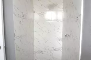 11502 W Bellfort Ave, Houston, TX 77099 - Photo 13