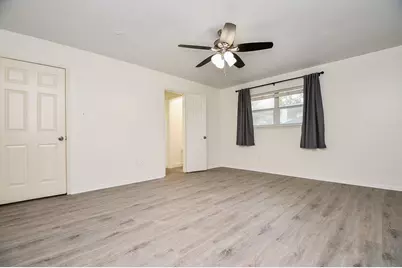 14011 Wickersham Lane, Houston, TX 77077 - Photo 21