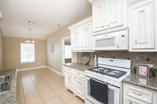 2439 Teresa Dr, Rosenberg, TX 77471 - Photo 15