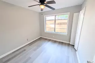 2819 Dragonwick Dr, Houston, TX 77045 - Photo 15