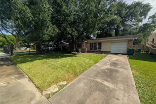2819 Dragonwick Dr, Houston, TX 77045 - Photo 1