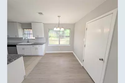 2819 Dragonwick Drive, Houston, TX 77045 - Photo 5