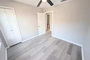 2819 Dragonwick Dr, Houston, TX 77045 - Photo 17
