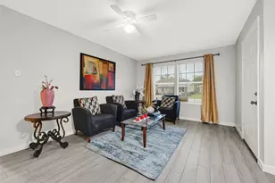 5009 Bataan Rd, Houston, TX 77033 - Photo 9