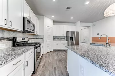 2103 Parnevik Place, Conroe, TX 77304 - Photo 13