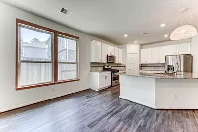 2103 Parnevik Place, Conroe, TX 77304 - Photo 21