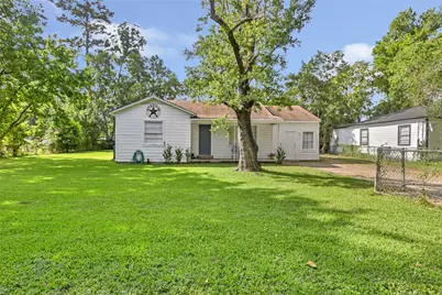 305 Cherry Creek Road, Dayton, TX 77535 - Photo 3