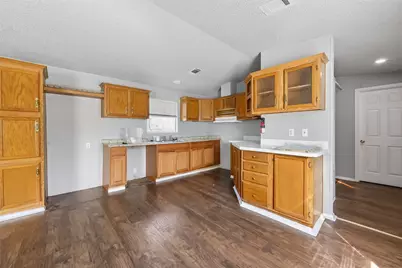 9205 Tigner Road, Rosharon, TX 77583 - Photo 13