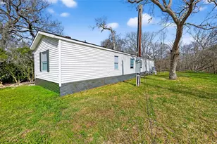 9205 Tigner Rd, Rosharon, TX 77583 - Photo 5