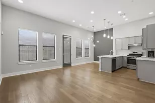 614 Thornton Rd, Houston, TX 77018 - Photo 3