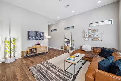 614 Thornton Road #D, Houston, TX 77018 - Photo 5