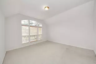 4418 Bermuda Dr, Sugar Land, TX 77479 - Photo 13