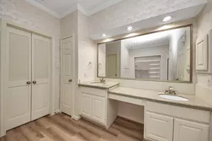 4418 Bermuda Dr, Sugar Land, TX 77479 - Photo 17